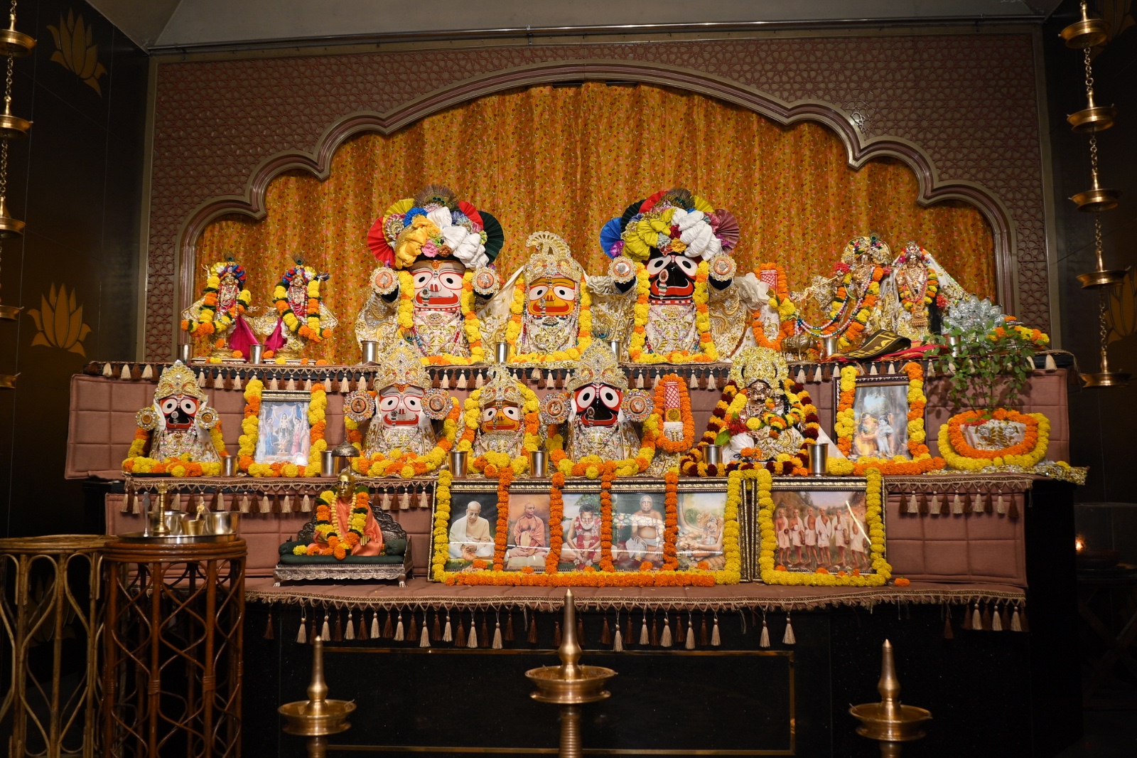 <span  class="uc_style_uc_tiles_grid_image_elementor_uc_items_attribute_title" style="color:#ffffff;">Smt.RINIKI BHUYAN SHARMA</span>