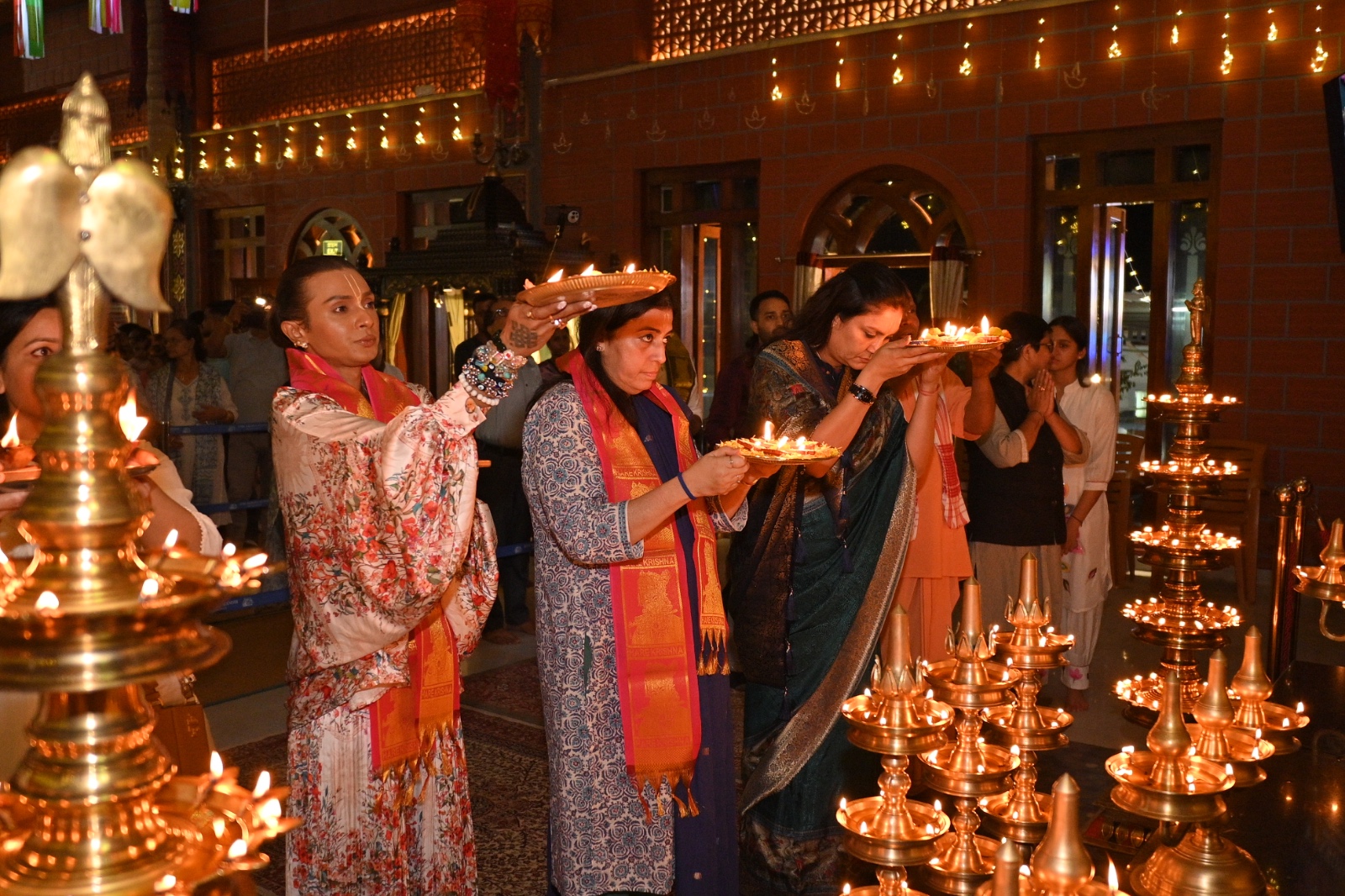 <span  class="uc_style_uc_tiles_grid_image_elementor_uc_items_attribute_title" style="color:#ffffff;">Smt.RINIKI BHUYAN SHARMA</span>